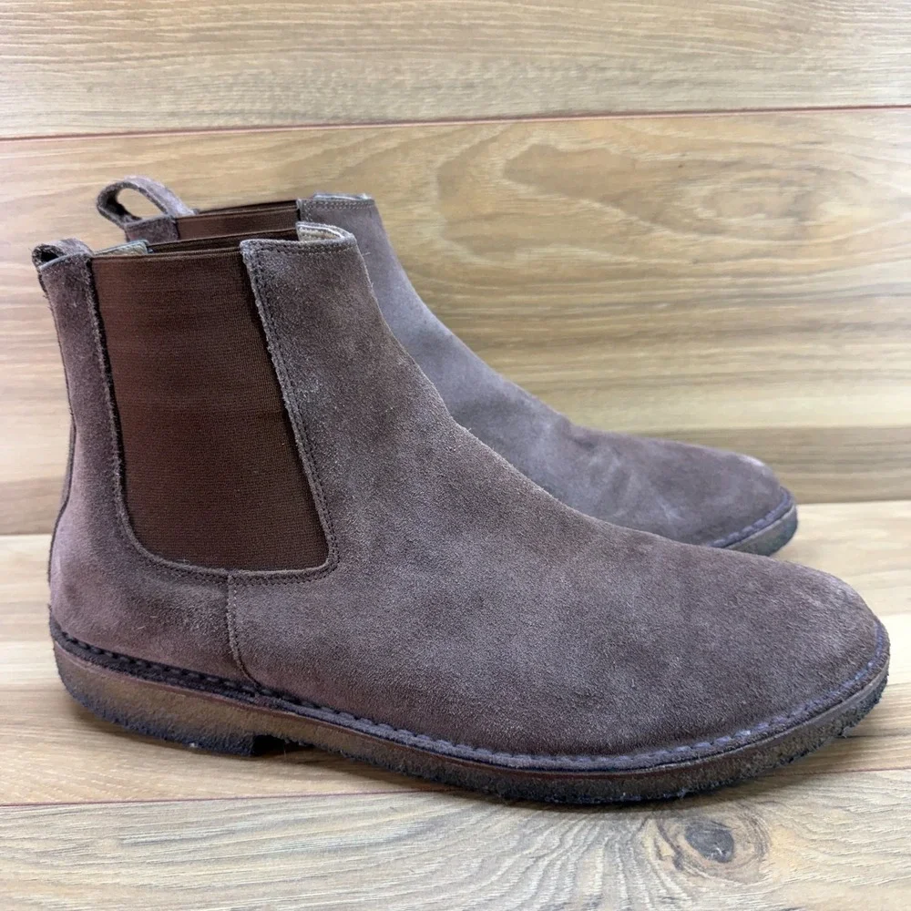 Barney's New York Suede Chelsea Boots Mens 10 M Crepe Gum Sole Desert FLAWED